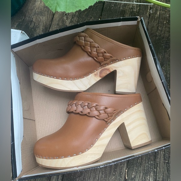 DOLCE VITA Hila Saddle Leather Platform Wooden Heels Sz 9 - Picture 9 of 13